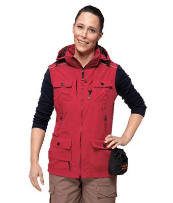 Damen_Weste_Rocky_front_kirsche_Model_1