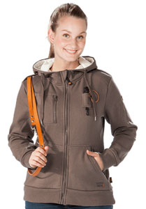 GoodBoy_Sweatjacke_Fyn_Damen_cappuccino_Model_besticken